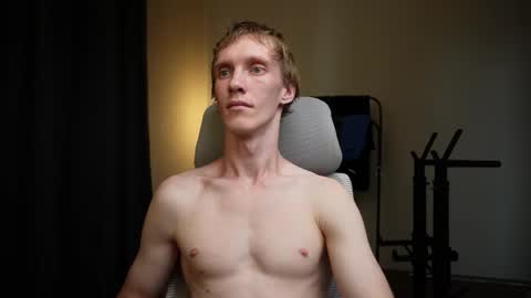 Snapshot of j_akira13 chatting on September 18, 2025, 8:27 am Danny online show from September 18, 2025, 8:27 am