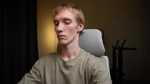 Snapshot of j_akira13 chatting on September 19, 2025, 11:11 am Danny online show from September 19, 2025, 11:11 am