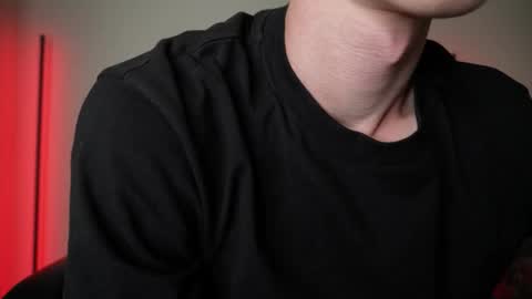 Snapshot of j_akira13 chatting on October 12, 2025, 1:10 pm Danny online show from October 12, 2025, 1:10 pm