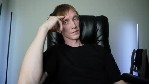 Snapshot of j_akira13 chatting on October 13, 2025, 10:26 am Danny online show from October 13, 2025, 10:26 am