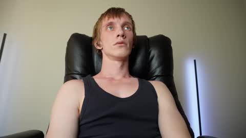 Snapshot of j_akira13 chatting on October 17, 2025, 9:01 am Danny online show from October 17, 2025, 9:01 am