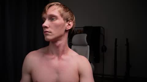 Snapshot of j_akira13 chatting on November 5, 2025, 7:36 pm Danny online show from November 5, 2025, 7:36 pm