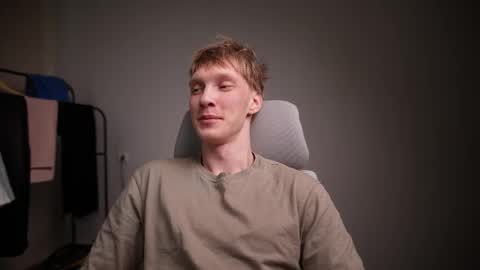 Snapshot of j_akira13 chatting on February 19, 2026, 6:53 am Danny online show from February 19, 2026, 6:53 am