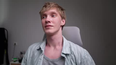 Danny online show from April 3, 2026, 4:10 am