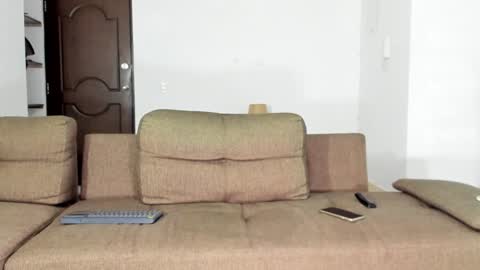 Calix  Independient model Insta and twt Calixsnake online show from February 6, 2025, 2:00 am