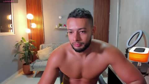 Snapshot of j_calix chatting on April 22, 2026, 12:35 am Calix Independient model Insta and twt Calixsnake online show from April 22, 2026, 12:35 am