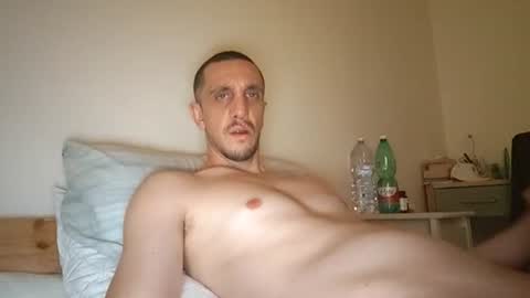 Snapshot of j_executive chatting on August 3, 2026, 11:59 am j_executive online show from August 3, 2026, 11:59 am