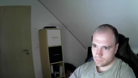 Snapshot of j_german783377 chatting on November 11, 2025, 10:48 am here4y online show from November 11, 2025, 10:48 am