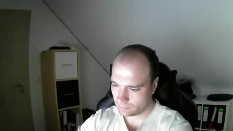 Snapshot of j_german783377 chatting on November 24, 2025, 10:15 am here4y online show from November 24, 2025, 10:15 am