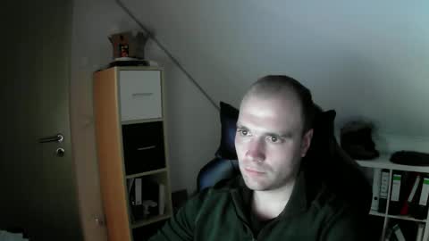 Snapshot of j_german783377 chatting on December 14, 2025, 2:11 pm here4y online show from December 14, 2025, 2:11 pm