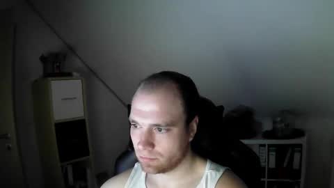 Snapshot of j_german783377 chatting on January 9, 2026, 9:12 am here4y online show from January 9, 2026, 9:12 am