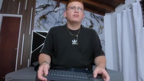 Ruzso online show from September 9, 2025, 3:17 am