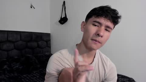 Noah online show from January 21, 2025, 1:22 pm