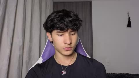 Noah online show from October 25, 2025, 9:09 pm