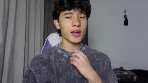 Noah online show from November 1, 2025, 11:18 pm