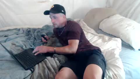 Snapshot of jabrattor1 chatting on July 4, 2026, 10:10 am First timer online show from July 4, 2026, 10:10 am