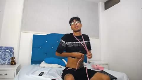 Snapshot of jacck_black chatting on July 1, 2026, 1:34 pm jacck_black online show from July 1, 2026, 1:34 pm