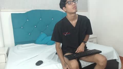 Snapshot of jacck_black chatting on August 1, 2026, 11:42 am jacck_black online show from August 1, 2026, 11:42 am