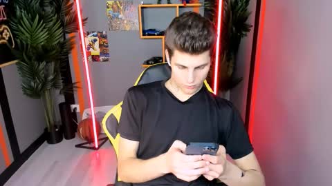 Snapshot of jack__wan chatting on October 18, 2025, 10:10 pm Jack online show from October 18, 2025, 10:10 pm