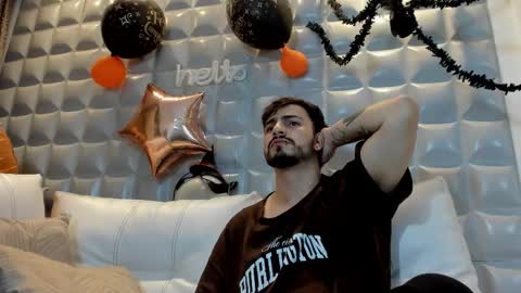 Snapshot of jack_daniel__ chatting on October 31, 2025, 5:58 pm JACK DANIEL online show from October 31, 2025, 5:58 pm