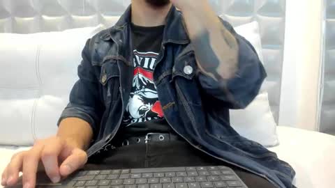 Snapshot of jack_daniel__ chatting on November 7, 2025, 3:56 pm JACK DANIEL online show from November 7, 2025, 3:56 pm