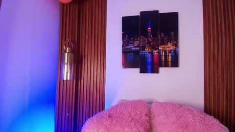 JACK  online show from November 8, 2025, 1:00 pm