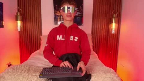 JACK  online show from November 24, 2025, 12:38 pm