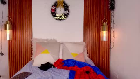 JACK  online show from December 15, 2025, 11:47 am