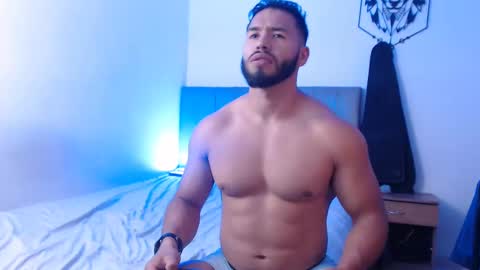 Snapshot of jack_master_muscle chatting on February 10, 2025, 8:00 pm jack and leah online show from February 10, 2025, 8:00 pm