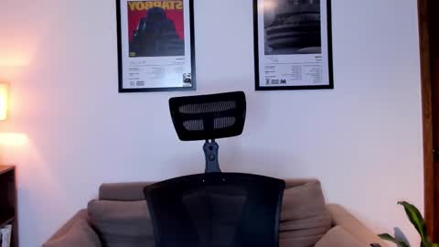 Jack J online show from October 10, 2025, 10:25 am