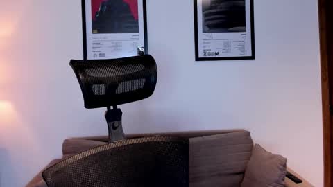 Jack J online show from October 20, 2025, 10:27 am