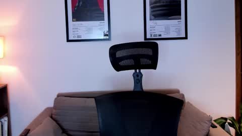 Jack J online show from October 22, 2025, 10:37 am