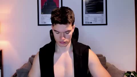 Jack J online show from October 31, 2025, 10:27 am