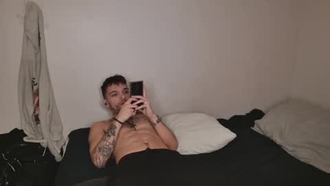 Snapshot of jackdesfeux chatting on February 12, 2025, 12:16 am Jack online show from February 12, 2025, 12:16 am