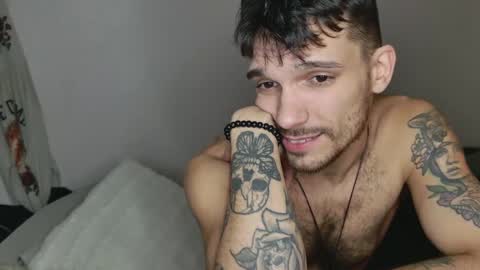 Snapshot of jackdesfeux chatting on February 14, 2025, 12:03 pm Jack online show from February 14, 2025, 12:03 pm