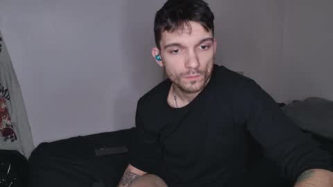 Snapshot of jackdesfeux chatting on February 24, 2025, 1:46 am Jack online show from February 24, 2025, 1:46 am