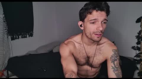 Snapshot of jackdesfeux chatting on October 5, 2025, 10:40 pm Jack online show from October 5, 2025, 10:40 pm