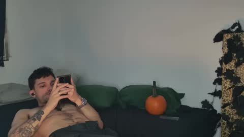 Snapshot of jackdesfeux chatting on October 14, 2025, 9:37 pm Jack online show from October 14, 2025, 9:37 pm