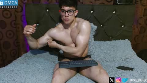 Snapshot of jacke_buster chatting on January 2, 2025, 1:06 am Jacke online show from January 2, 2025, 1:06 am