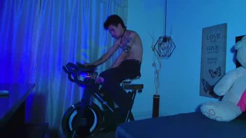 jackk_8 online show from September 10, 2025, 11:05 pm