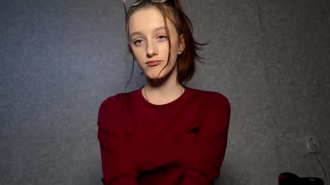 Snapshot of jackkading chatting on December 17, 2025, 11:49 am Lisa online show from December 17, 2025, 11:49 am