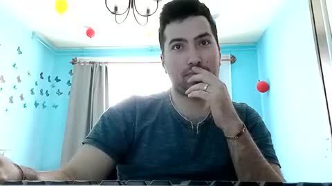 jackson222222222 online show from April 27, 2026, 7:50 am