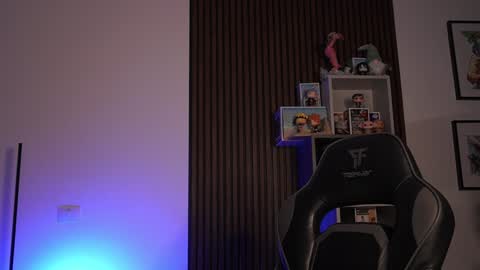 JC online show from February 5, 2025, 6:26 pm