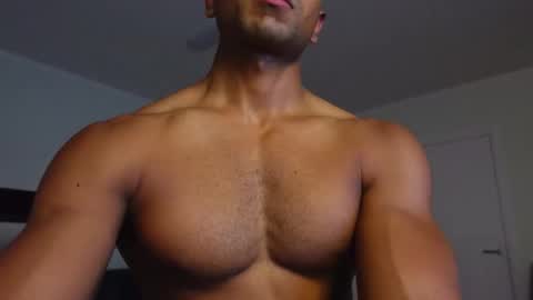 Jacky online show from November 8, 2025, 8:40 pm