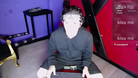 Jackson n Scarlett online show from November 28, 2025, 2:53 pm