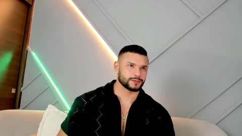 Jackson Wayne online show from February 18, 2025, 10:36 pm