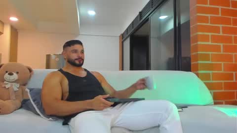 Snapshot of jackson_wayne__ chatting on April 18, 2026, 11:27 pm Jackson Wayne online show from April 18, 2026, 11:27 pm