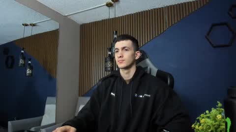 Jackson Olsen online show from February 6, 2025, 12:05 pm