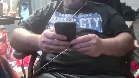 Snapshot of jacksonp41 chatting on December 17, 2024, 11:38 pm jacksonp41 online show from December 17, 2024, 11:38 pm