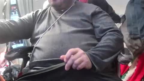 Snapshot of jacksonp41 chatting on December 24, 2024, 12:11 am jacksonp41 online show from December 24, 2024, 12:11 am